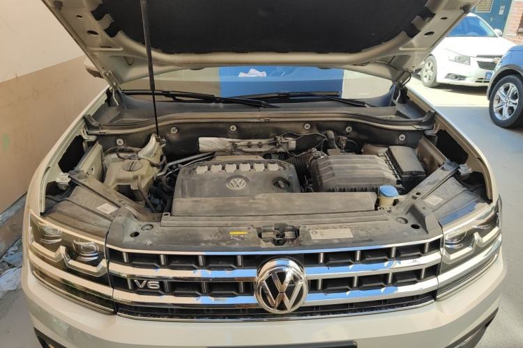 Used Volkswagen Teramont 2017 530 V6 Four-Wheel Drive Supreme Flagship Edition Engine Bay