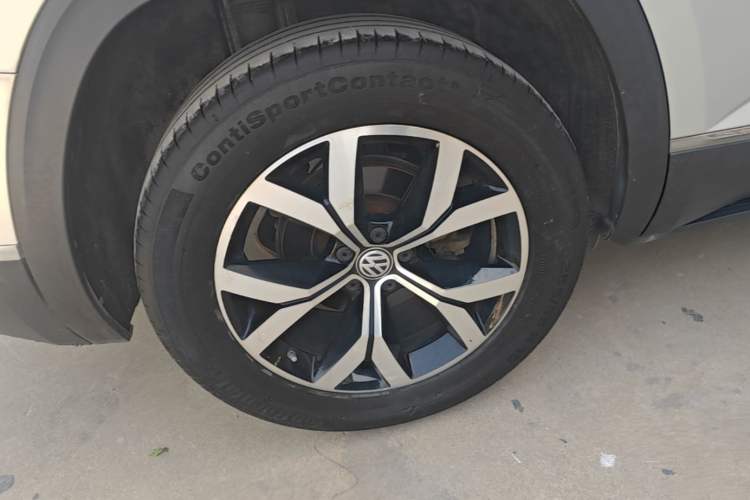 Used Volkswagen Teramont 2017 330TSI Two-Wheel-Drive Luxury Edition Exterior 5