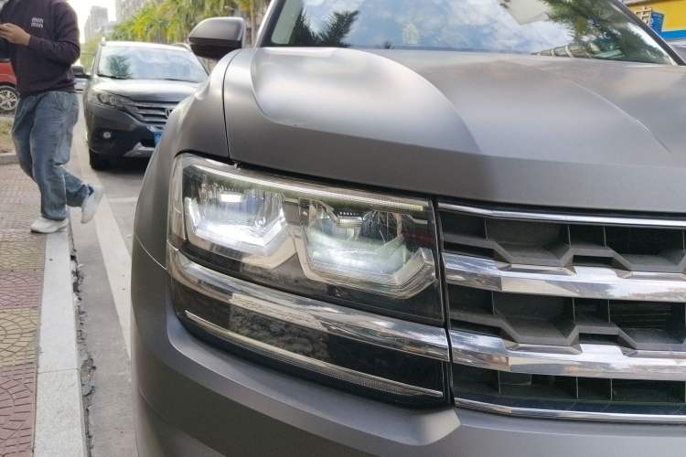 Used Volkswagen Teramont 2017 330TSI Two-Wheel-Drive Luxury Edition Exterior 6