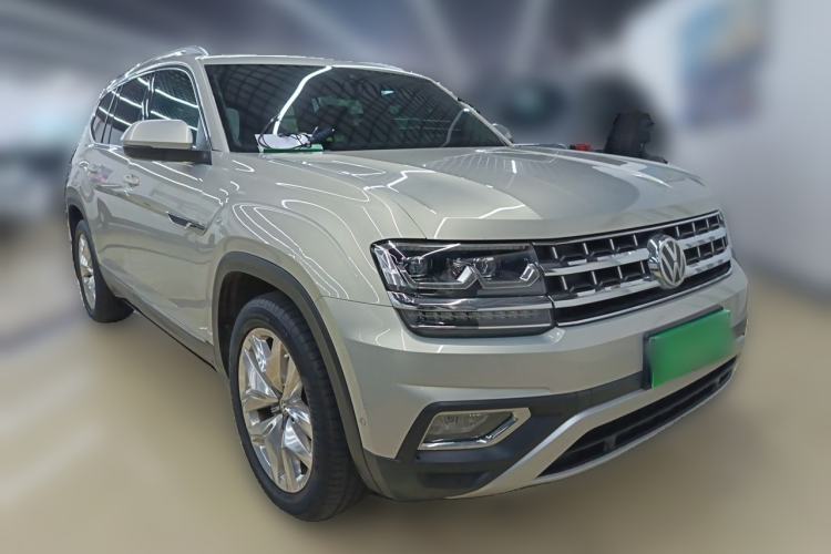 Used Volkswagen Teramont 2017 330TSI Two-Wheel-Drive Flagship Edition Front Right 45 Deg