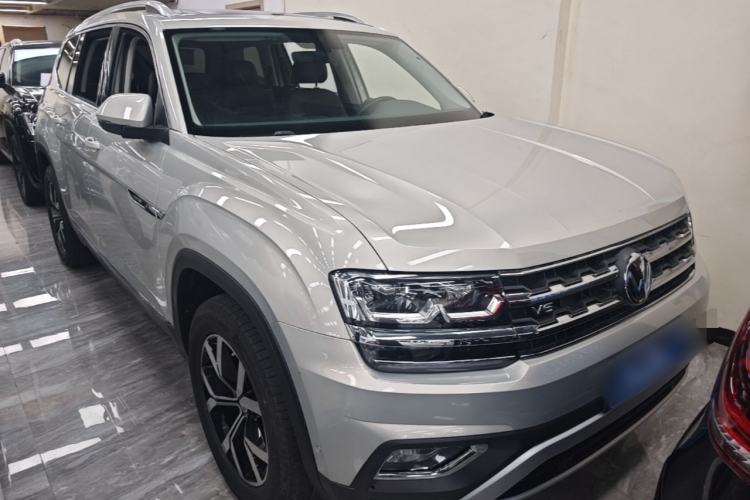 Used Volkswagen Teramont 2017 530 V6 Four-Wheel Drive Luxury Edition Front Right 45 Deg