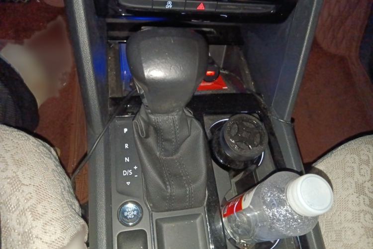 Used Volkswagen Teramont 2017 330TSI Two-Wheel-Drive Luxury Edition Gear Lever