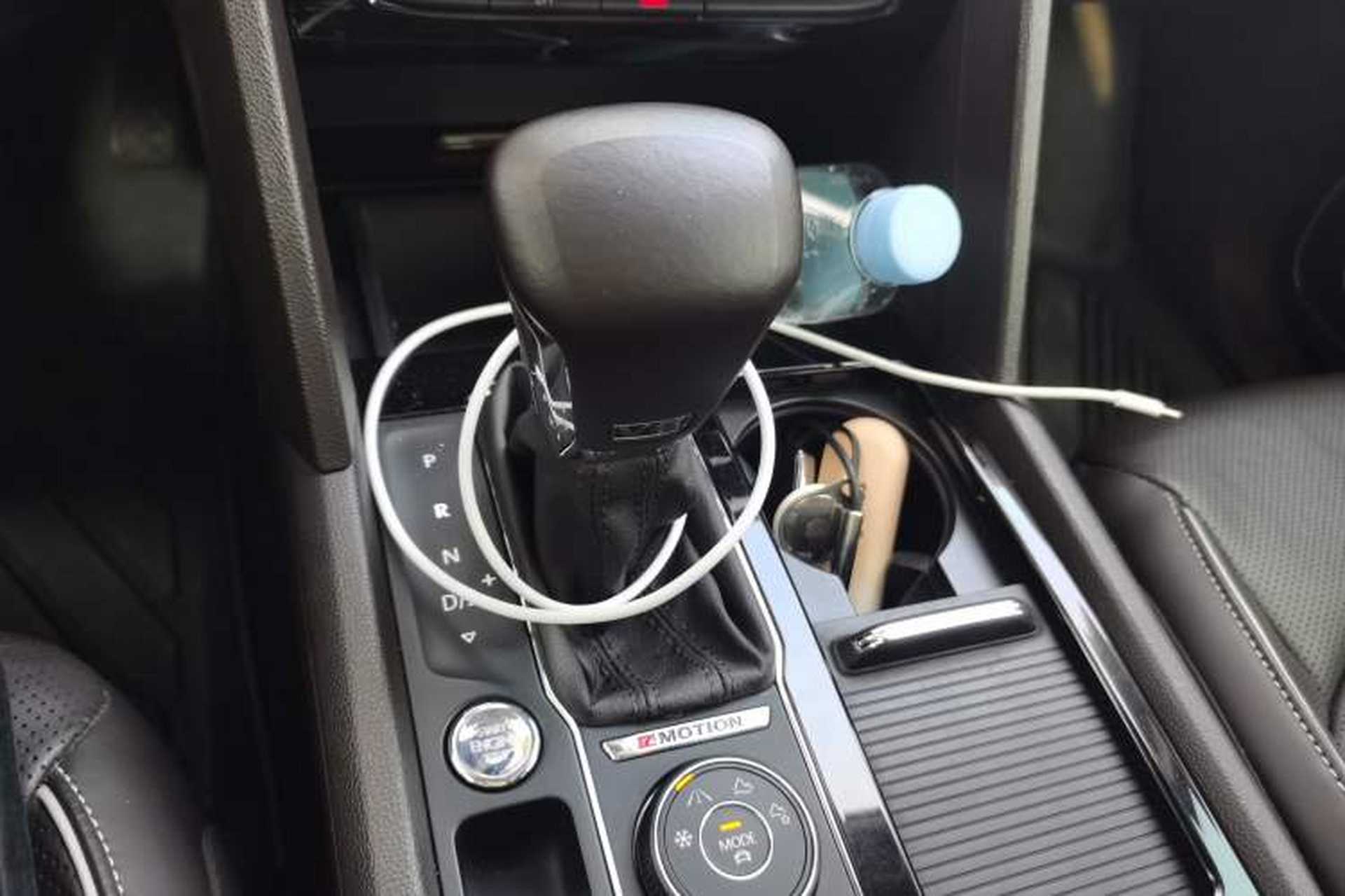 Used Volkswagen Teramont 2017 530 V6 Four-Wheel Drive Supreme Flagship Edition Gear Lever