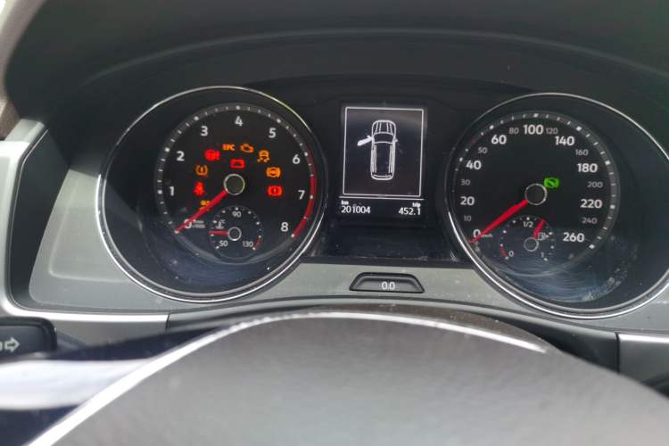 Used Volkswagen Teramont 2017 330TSI Two-Wheel-Drive Luxury Edition Instrument Cluster