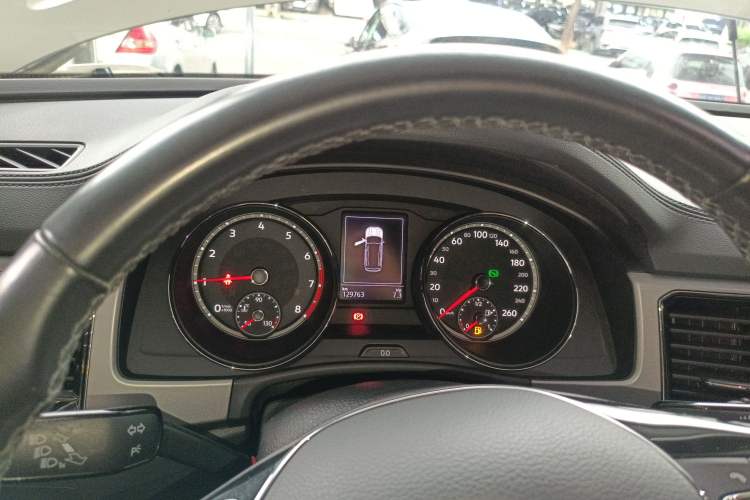 Used Volkswagen Teramont 2017 380TSI Four-Wheel Drive Comfort Edition Instrument Cluster