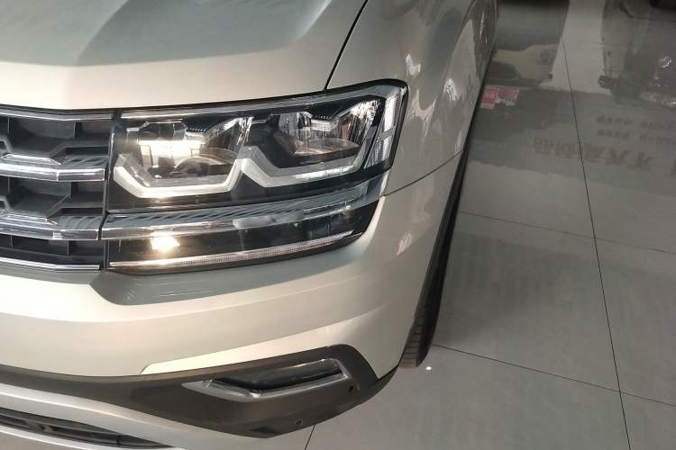 Used Volkswagen Teramont 2017 380TSI Four-Wheel Drive Luxury Edition Left Front Headlight