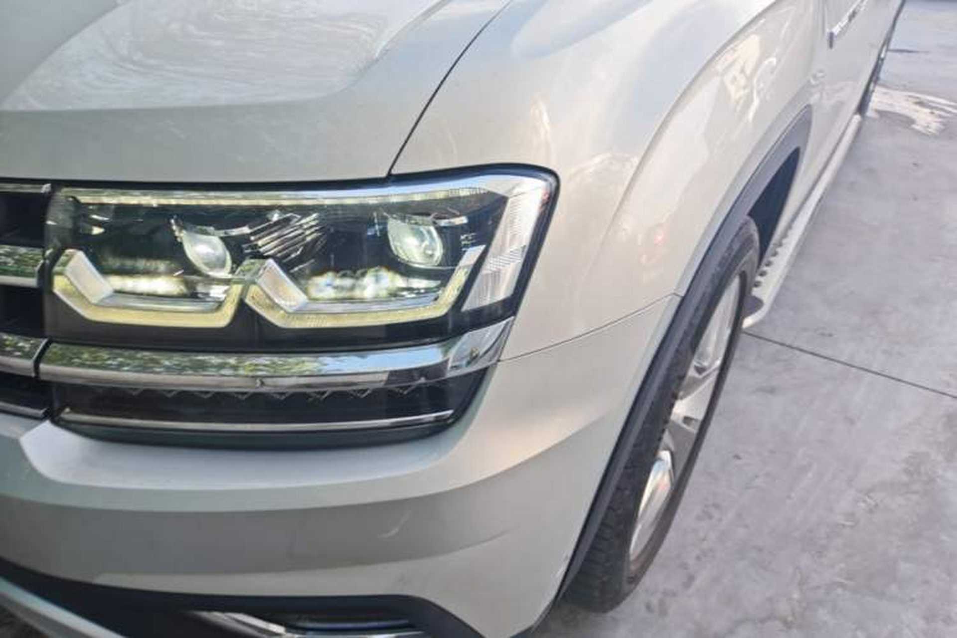 Used Volkswagen Teramont 2017 380TSI Four-Wheel Drive Flagship Edition Left Front Headlight