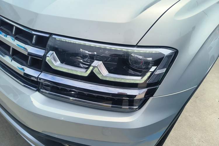 Used Volkswagen Teramont 2017 380TSI Four-Wheel Drive Flagship Edition Left Front Headlight