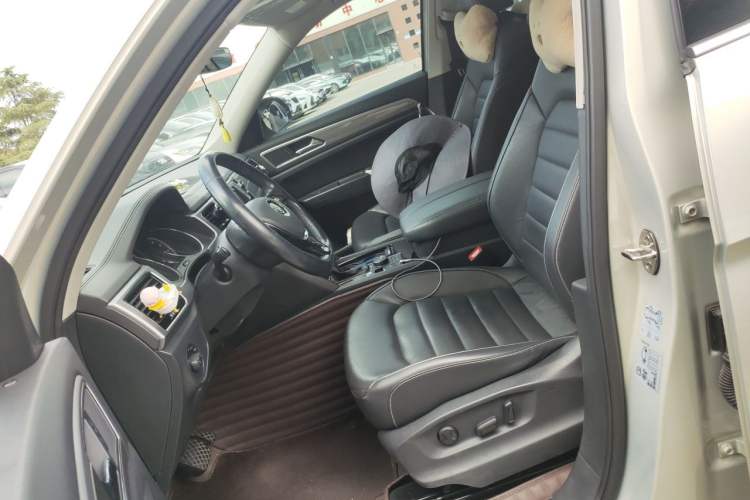 Used Volkswagen Teramont 2017 380TSI Four-Wheel Drive Luxury Edition Left Front Seat