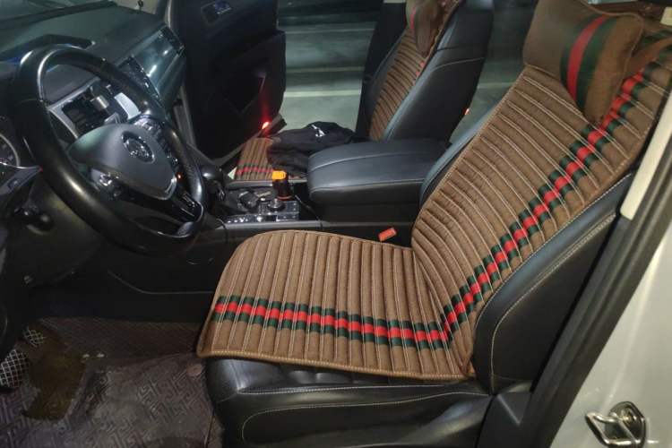 Used Volkswagen Teramont  Left Front Seat