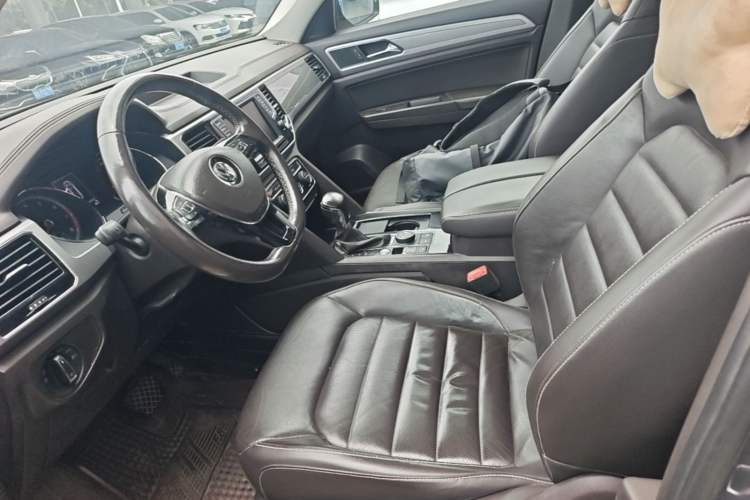Used Volkswagen Teramont 2017 530 V6 Four-Wheel Drive Luxury Edition Left Front Seat