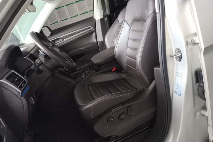 Used Volkswagen Teramont 2017 380TSI Four-Wheel Drive Flagship Edition Left Front Seat