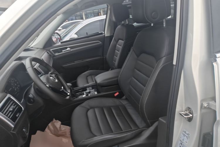 Used Volkswagen Teramont 2017 530 V6 Four-Wheel Drive Supreme Flagship Edition Left Front Seat