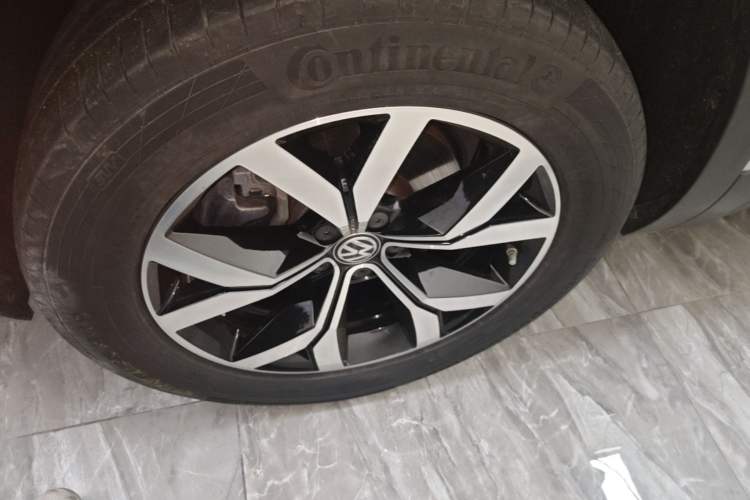 Used Volkswagen Teramont 2017 530 V6 Four-Wheel Drive Luxury Edition Left Front Wheel Hub