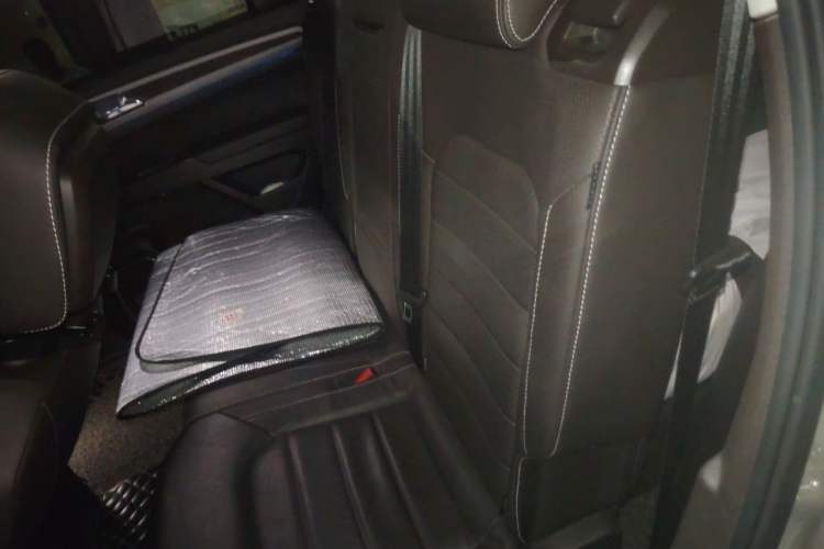 Used Volkswagen Teramont 2017 380TSI Four-Wheel Drive Flagship Edition Left Rear Seat