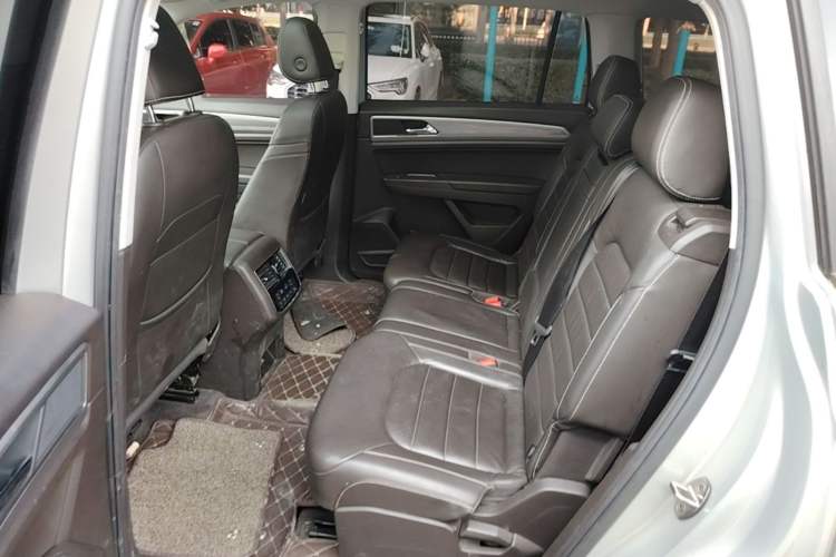 Used Volkswagen Teramont 2017 380TSI Four-Wheel Drive Luxury Edition Left Rear Seat