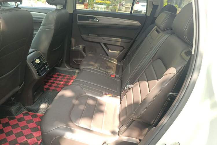 Used Volkswagen Teramont 2017 380TSI Four-Wheel Drive Luxury Edition Left Rear Seat