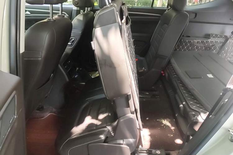 Used Volkswagen Teramont 2017 530 V6 Four-Wheel Drive Supreme Flagship Edition Left Rear Seat