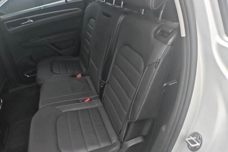 Used Volkswagen Teramont 2017 530 V6 Four-Wheel Drive Supreme Flagship Edition Left Rear Seat