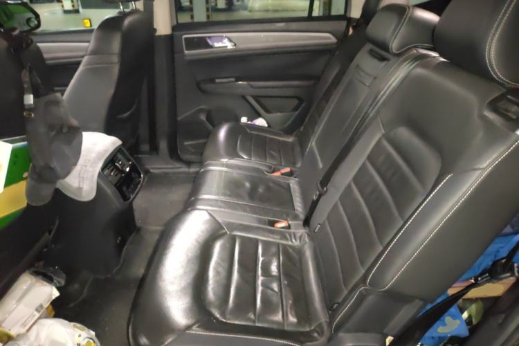 Used Volkswagen Teramont 2017 530 V6 Four-Wheel Drive Luxury Edition Left Rear Seat
