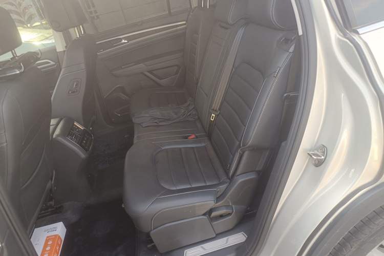 Used Volkswagen Teramont 2017 380TSI Four-Wheel Drive Flagship Edition Left Rear Seat