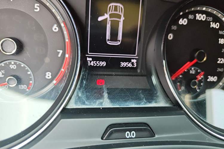 Used Volkswagen Teramont 2017 380TSI Four-Wheel Drive Luxury Edition Odometer Close Up