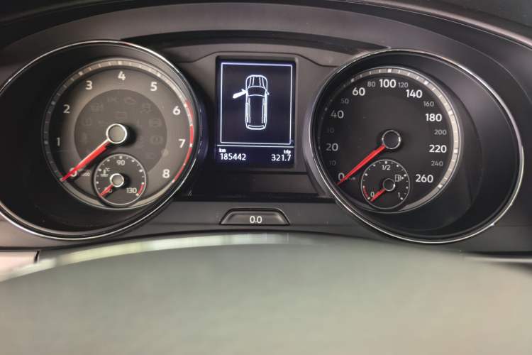 Used Volkswagen Teramont 2017 380TSI Four-Wheel Drive Luxury Edition Odometer Close Up