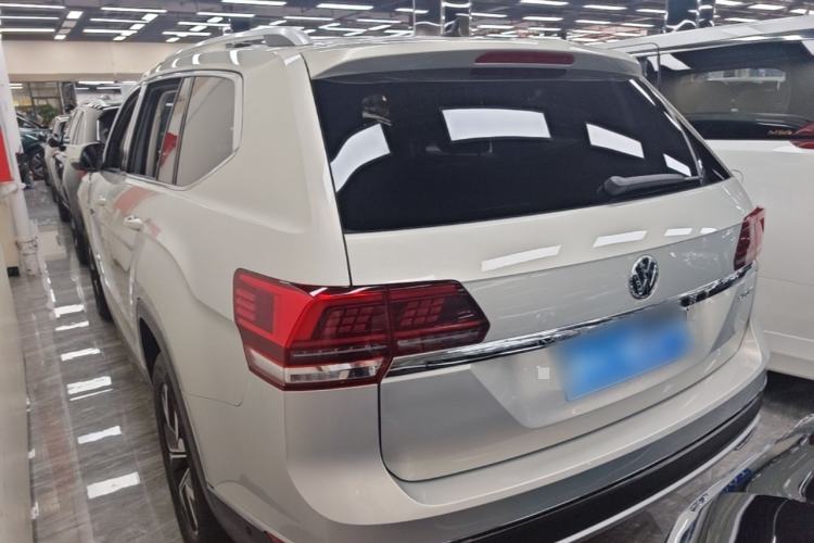 Used Volkswagen Teramont 2017 530 V6 Four-Wheel Drive Luxury Edition Rear Left 45 Deg