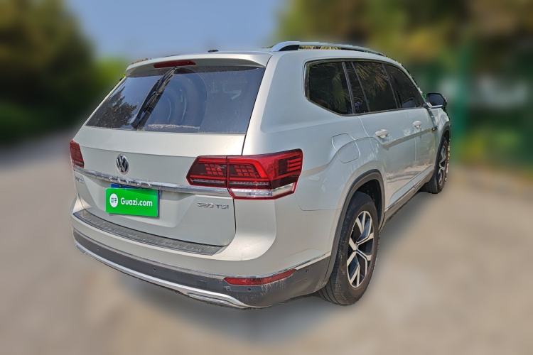 Used Volkswagen Teramont 2017 380TSI Four-Wheel Drive Luxury Edition Rear Right 45 Deg