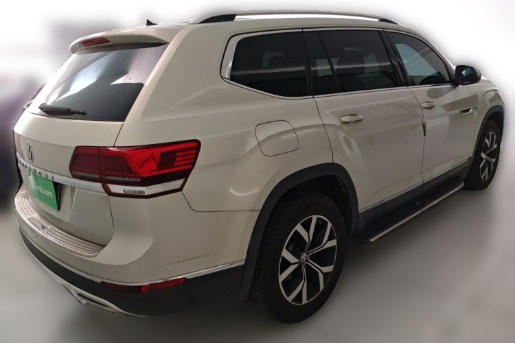 Used Volkswagen Teramont 2017 330TSI Two-Wheel-Drive Luxury Edition Rear Right 45 Deg