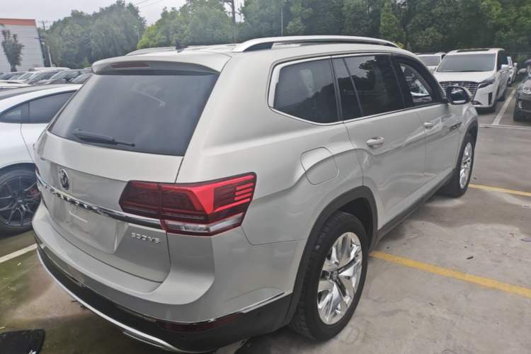 Used Volkswagen Teramont 2017 530 V6 Four-Wheel Drive Supreme Flagship Edition Rear Right 45 Deg