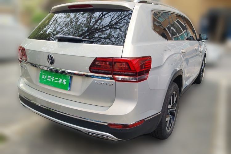 Used Volkswagen Teramont 2017 380TSI Four-Wheel Drive Luxury Edition Rear Right 45 Deg