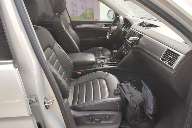 Used Volkswagen Teramont 2017 380TSI Four-Wheel Drive Luxury Edition Right Front Seat