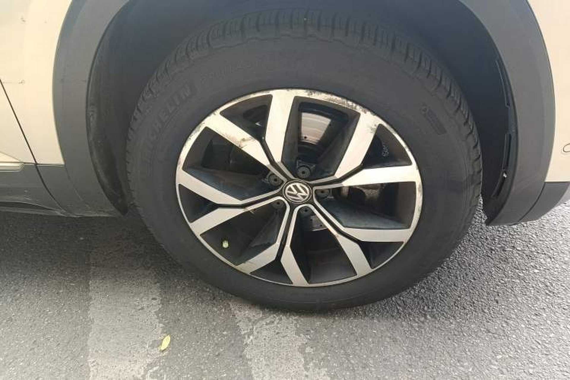 Used Volkswagen Teramont 2017 380TSI Four-Wheel Drive Luxury Edition Right Front Wheel Hub