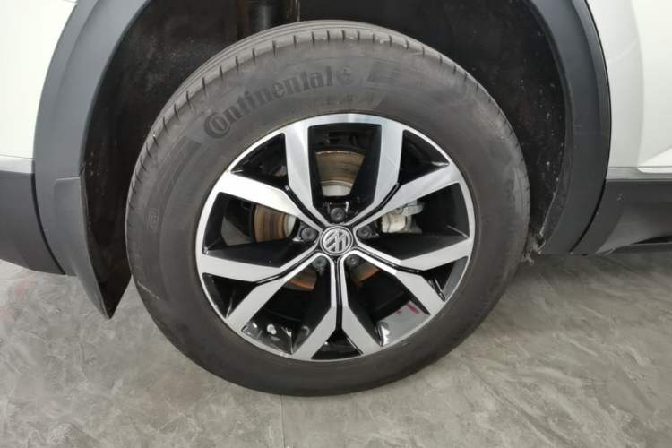 Used Volkswagen Teramont 2017 380TSI Four-Wheel Drive Luxury Edition Right Rear Wheel Hub