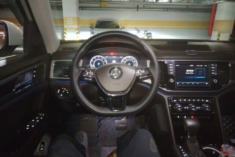 Used Volkswagen Teramont 2017 380TSI Four-Wheel Drive Flagship Edition Steering Wheel