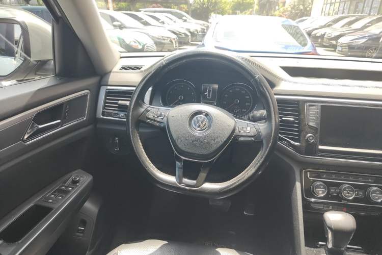 Used Volkswagen Teramont 2017 380TSI Four-Wheel Drive Luxury Edition Steering Wheel