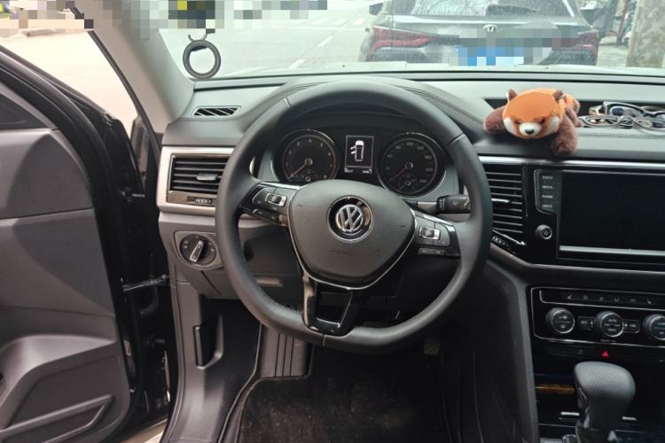 Used Volkswagen Teramont 2017 530 V6 Four-Wheel Drive Luxury Edition Steering Wheel