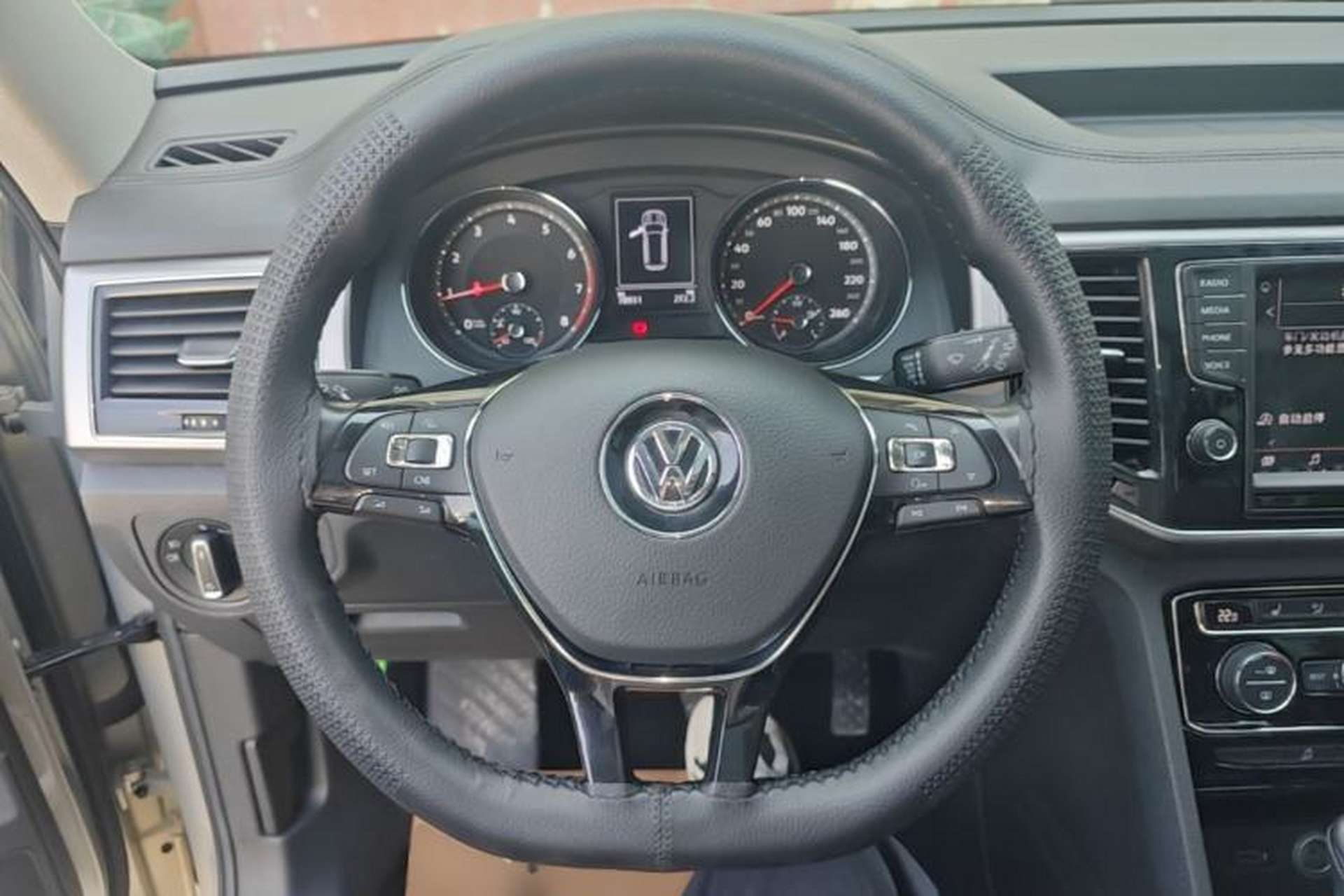 Used Volkswagen Teramont 2017 330TSI Two-Wheel-Drive Luxury Edition Steering Wheel
