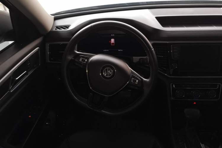 Used Volkswagen Teramont 2017 380TSI Four-Wheel Drive Flagship Edition Steering Wheel