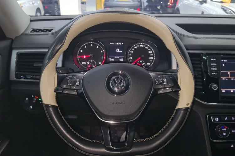 Used Volkswagen Teramont 2017 380TSI Four-Wheel Drive Luxury Edition Steering Wheel