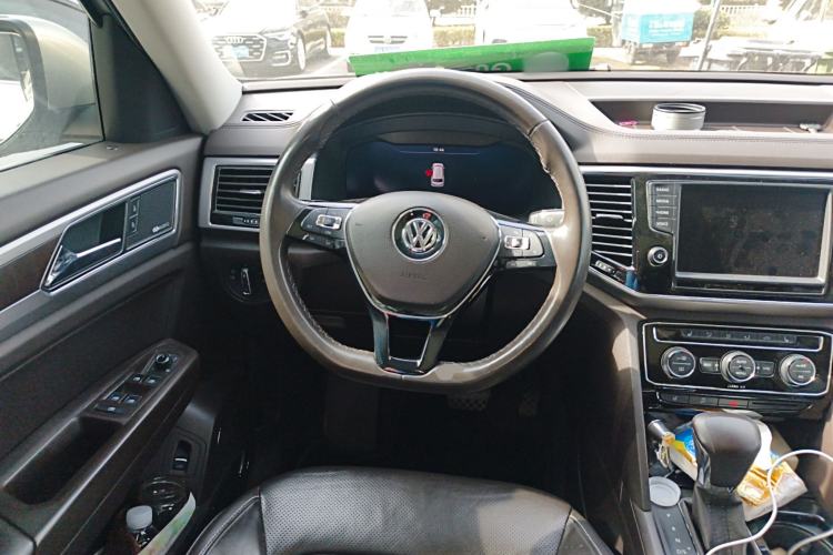 Used Volkswagen Teramont 2017 380TSI Four-Wheel Drive Flagship Edition Steering Wheel