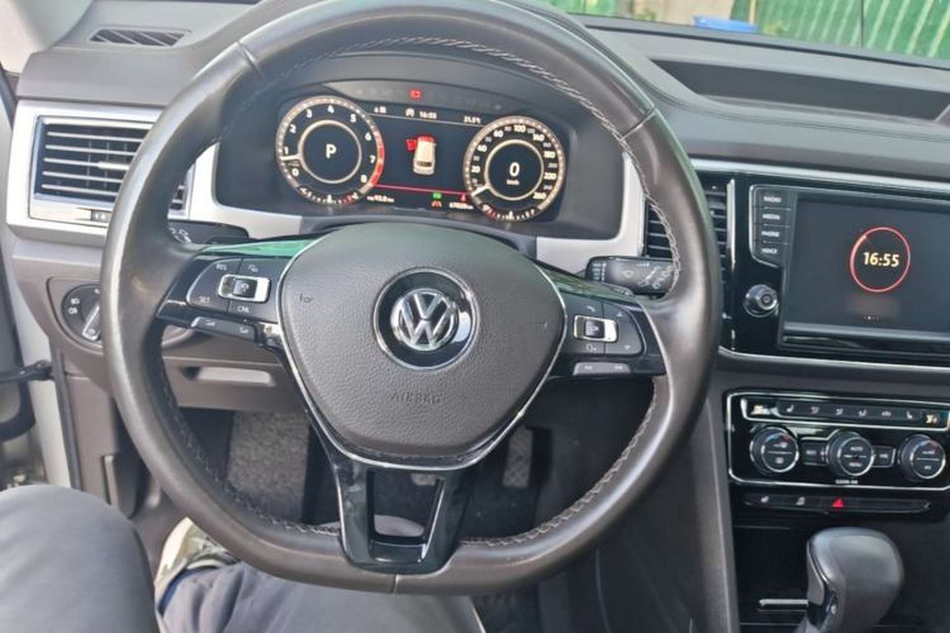 Used Volkswagen Teramont 2017 380TSI Four-Wheel Drive Flagship Edition Steering Wheel