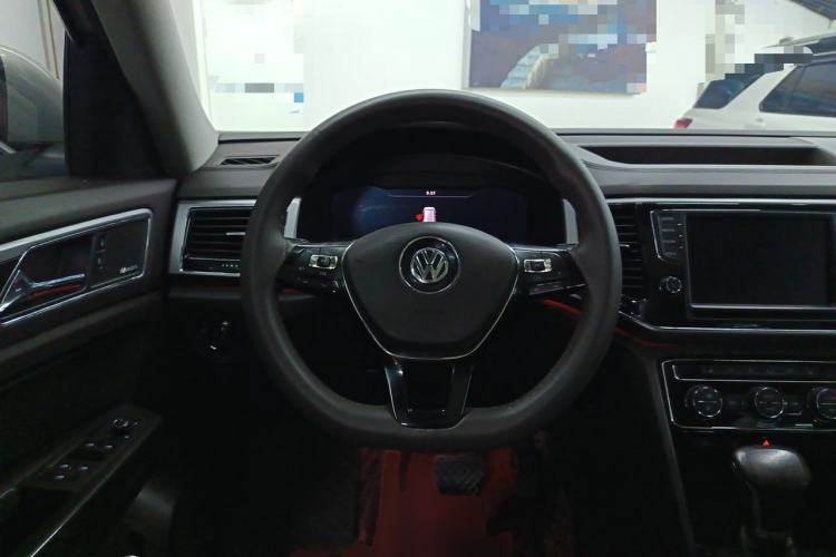 Used Volkswagen Teramont 2017 330TSI Two-Wheel-Drive Flagship Edition Steering Wheel
