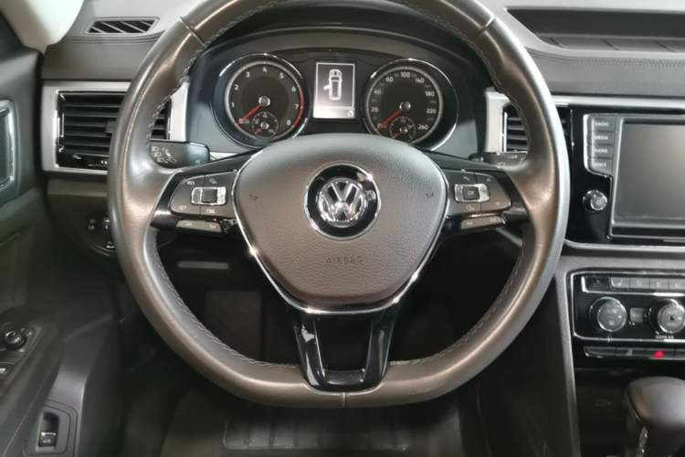 Used Volkswagen Teramont 2017 380TSI Four-Wheel Drive Luxury Edition Steering Wheel