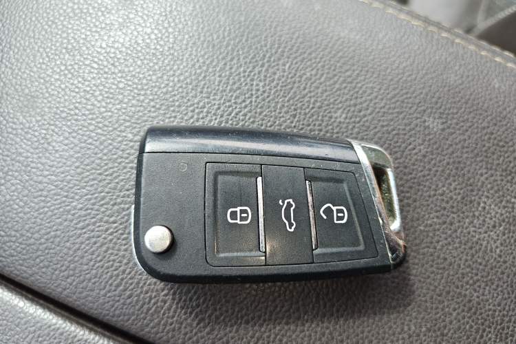 Used Volkswagen Teramont 2017 380TSI Four-Wheel Drive Luxury Edition Vehicle Key