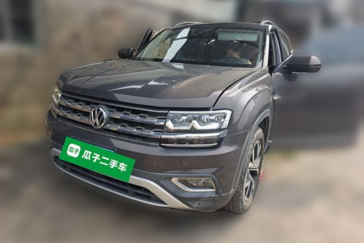 Used Volkswagen Teramont 2017 330TSI Two-Wheel-Drive Luxury Edition Guazi used car, China used car export, Used car for sale, Used  cars, Cheapest cars for sale