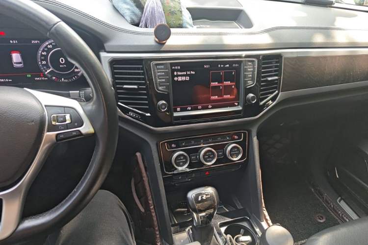 Used Volkswagen Teramont 2017 380TSI Four-Wheel Drive Flagship Edition Audio And AC Panel