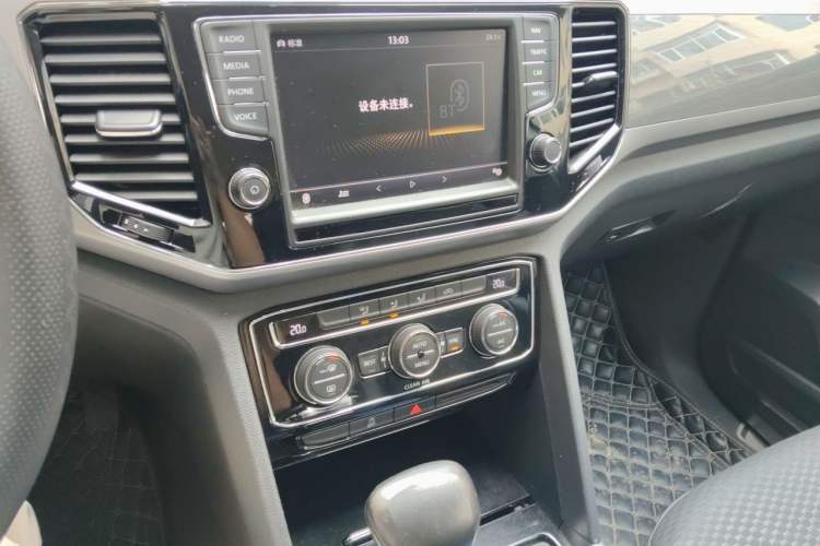 Used Volkswagen Teramont 2017 380TSI Four-Wheel Drive Comfort Edition Audio And AC Panel