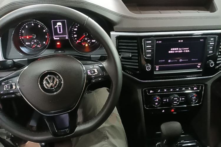 Used Volkswagen Teramont 2017 380TSI Four-Wheel Drive Luxury Edition Center Console